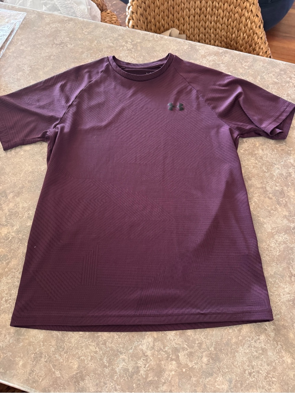 Under Armour Men’s Short Sleeve Performance Shirt - Maroon